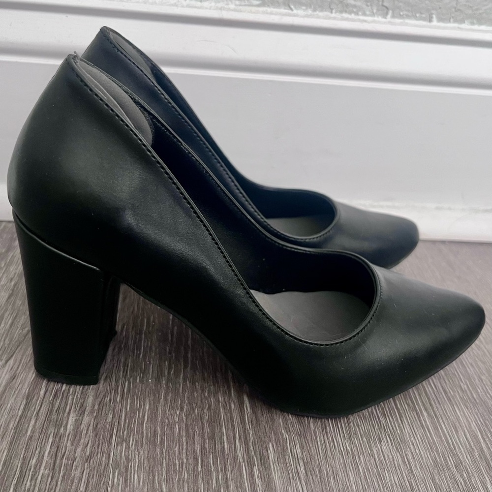 Size 34 Leather Heels